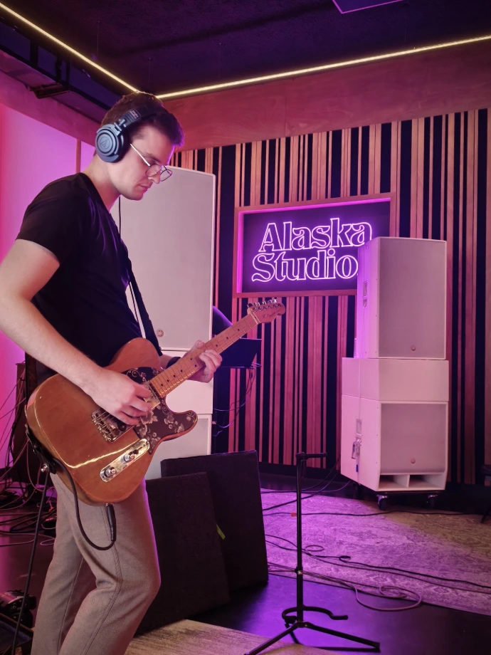Opname bij Alaska Studios